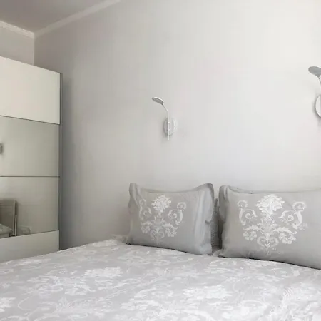 Hot Main Square Newly Built Modern アパート *