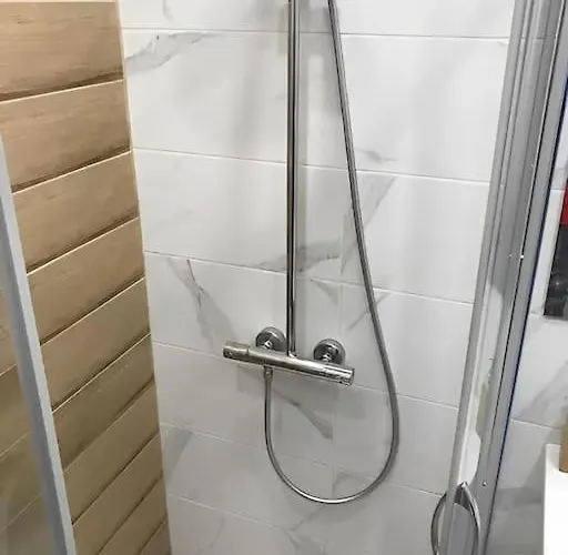 Hot Main Square Newly Built Modern Apartman Burgasz