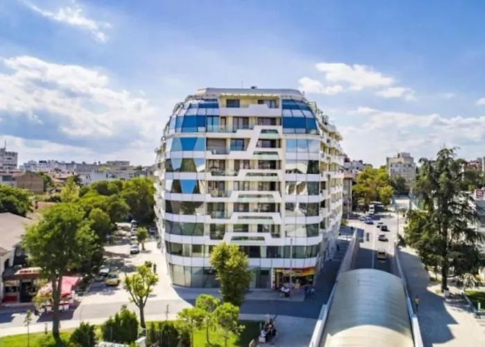 Hot Main Square Newly Built Modern Apartament